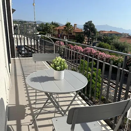 Nunziata Apartment * Nunziata