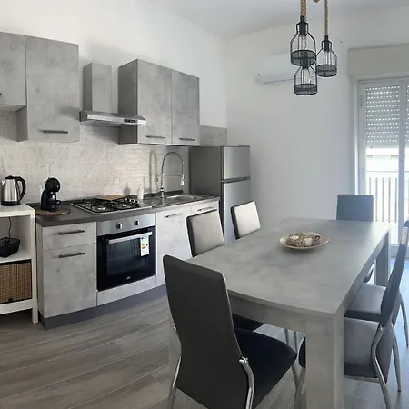 アパート Nunziata Apartment