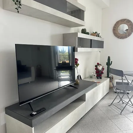 Nunziata Apartment アパート